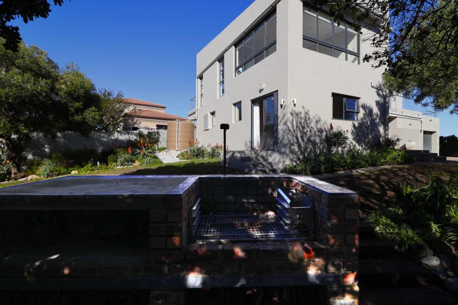 4 Bedroom Property for Sale in Vermont Western Cape